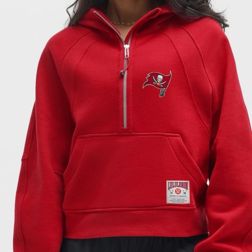 Lululemon x Tampa Bay Buccaneers Women's M/L Scuba Oversized Half-Zip Hoodie